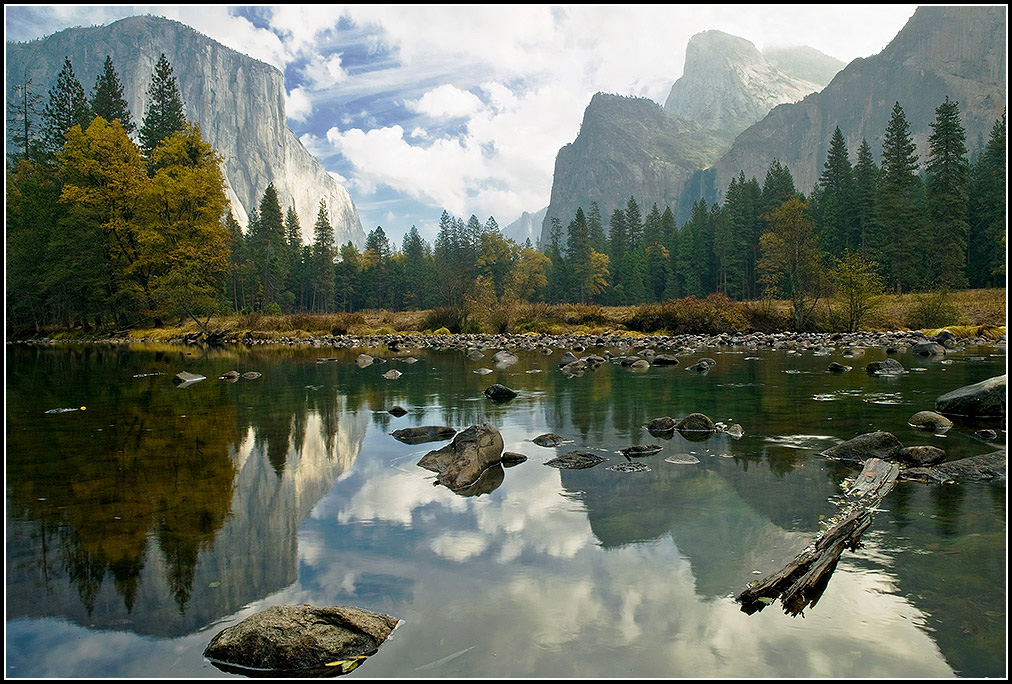 Gates of the Valley in Autumn ©Mike Spinak